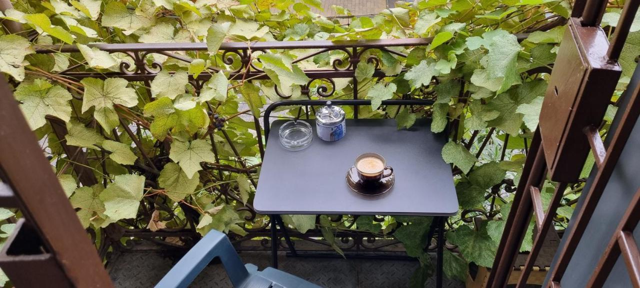 Walk Everywhere! Tbilisi Bagian luar foto